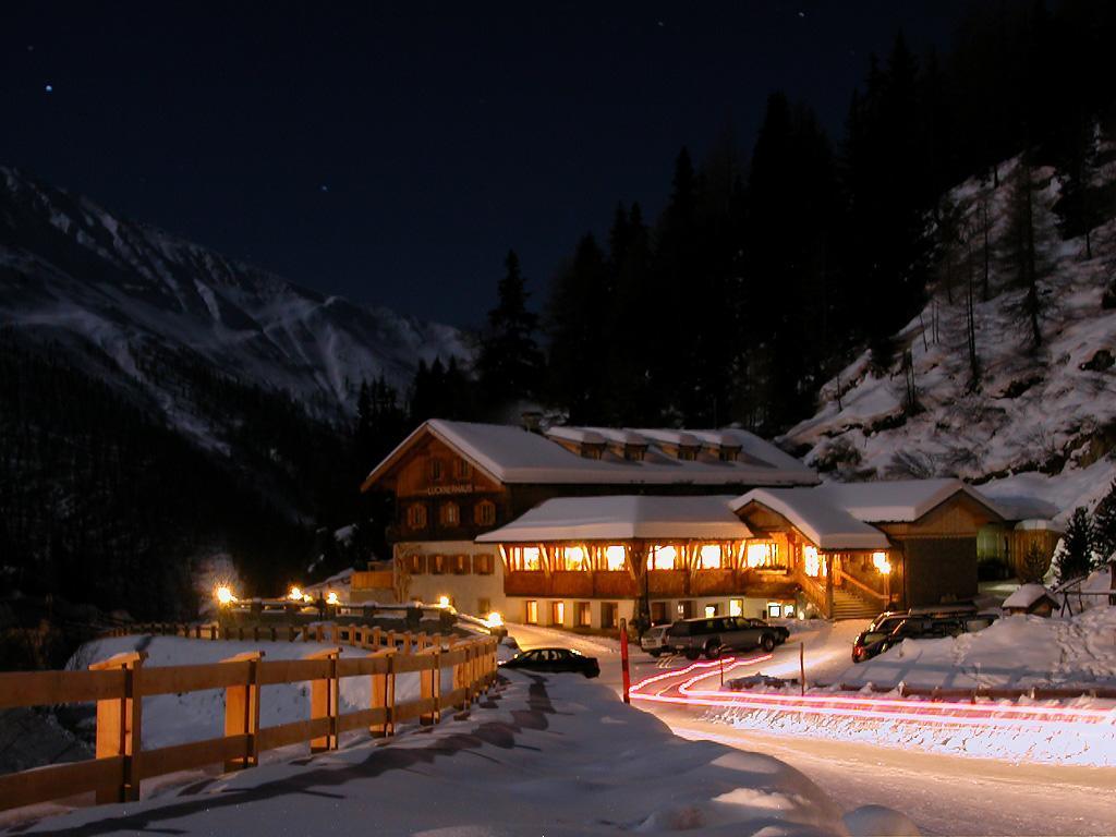 Alpengasthof Lucknerhaus Hotel Kals-am Großglockner Eksteriør billede